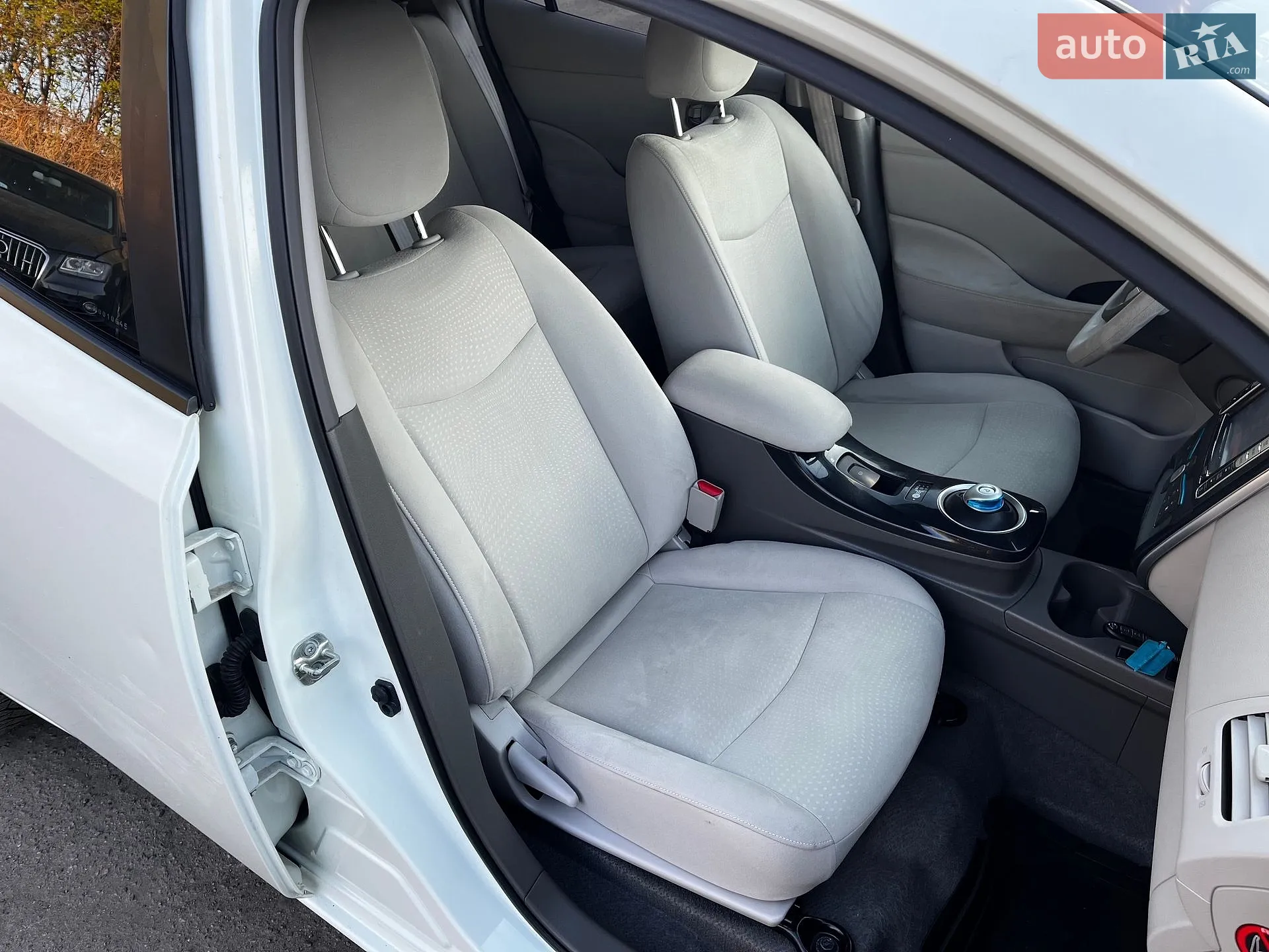 2012 Nissan Leaf - мініатюра 18