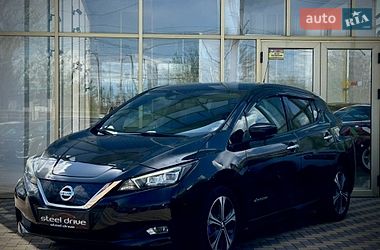 Хетчбек Nissan Leaf 2018 в Миколаєві