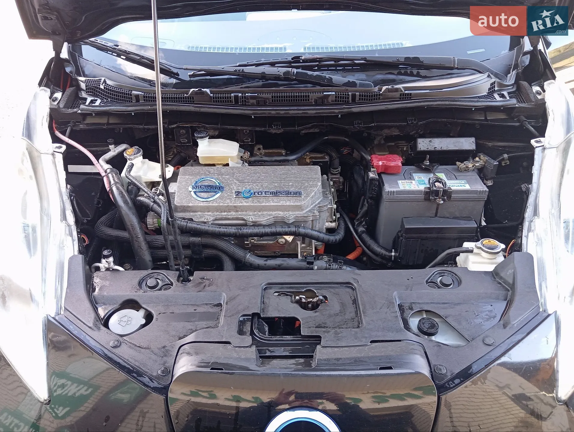 2011 Nissan Leaf - мініатюра 25