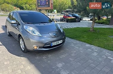 Хэтчбек Nissan Leaf 2013 в Ужгороде