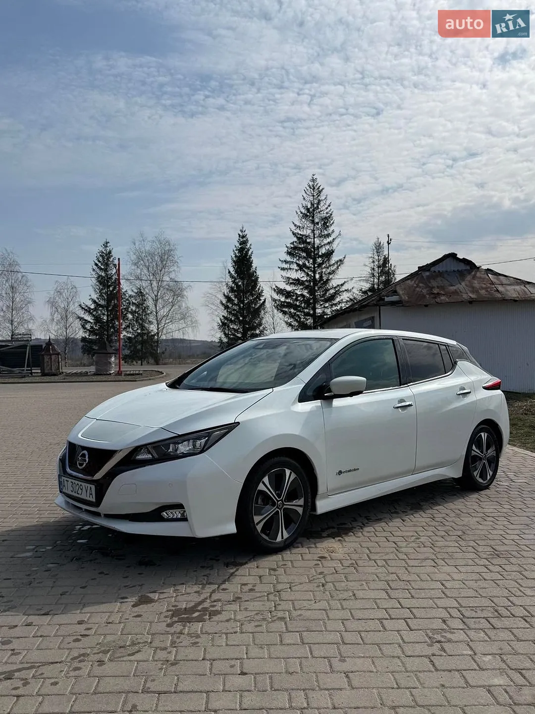 2019 Nissan Leaf - мініатюра 2