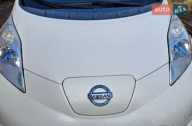 Хетчбек Nissan Leaf 2014 в Кропивницькому