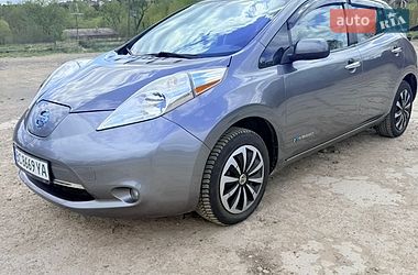 Хетчбек Nissan Leaf 2014 в Львові