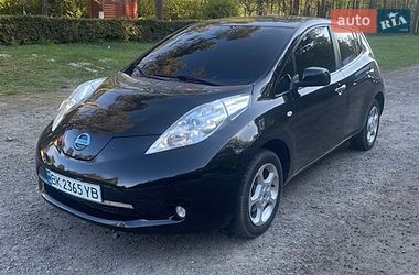 Хэтчбек Nissan Leaf 2011 в Костополе
