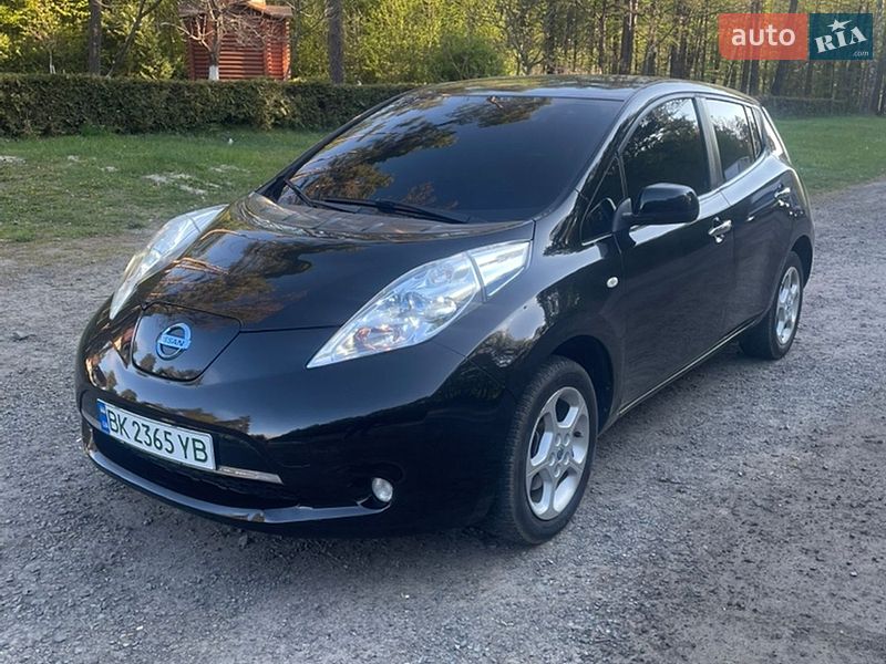 Nissan Leaf 2011