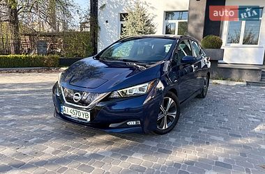 Хэтчбек Nissan Leaf 2020 в Вышгороде