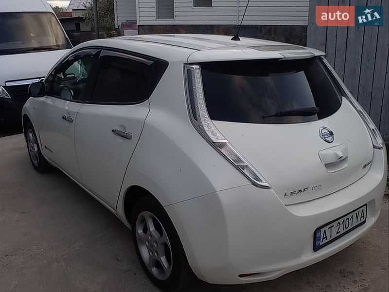 Хетчбек Nissan Leaf 2017 в Надвірній