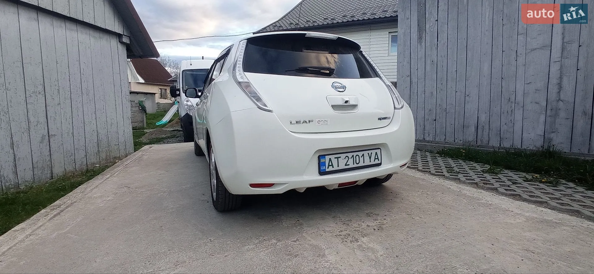 2017 Nissan Leaf - мініатюра 15