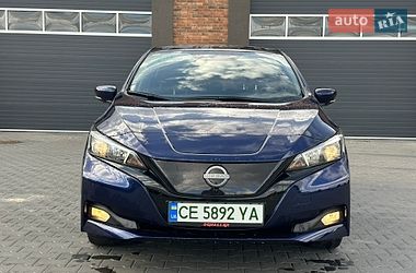 Хэтчбек Nissan Leaf 2023 в Черновцах