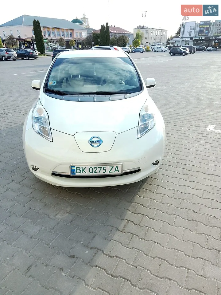 2013 Nissan Leaf - мініатюра 14