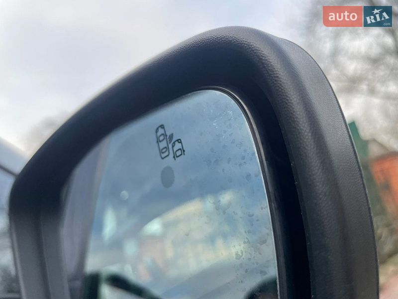 Хэтчбек Nissan Leaf 2019 в Калуше