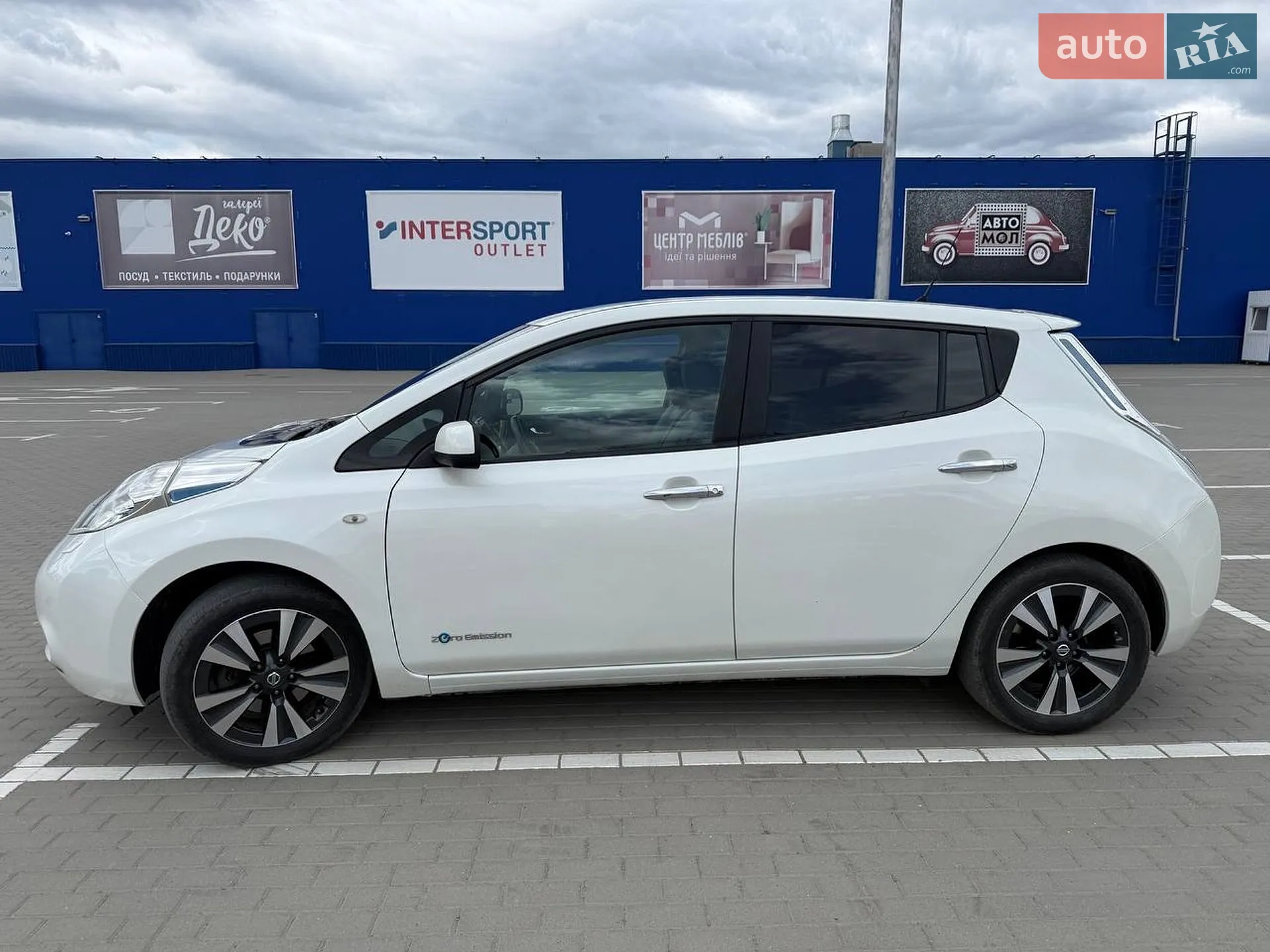 2017 Nissan Leaf - мініатюра 6