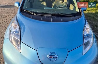 Хетчбек Nissan Leaf 2011 в Умані