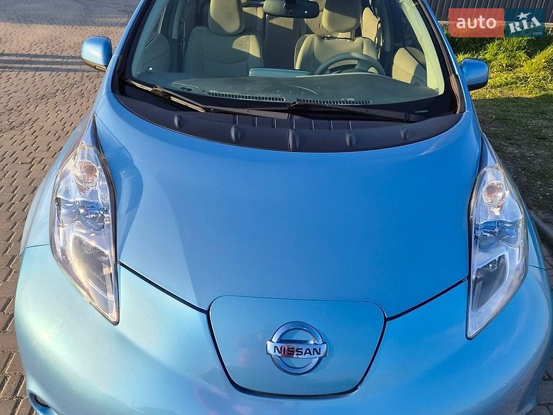 Nissan Leaf 2011
