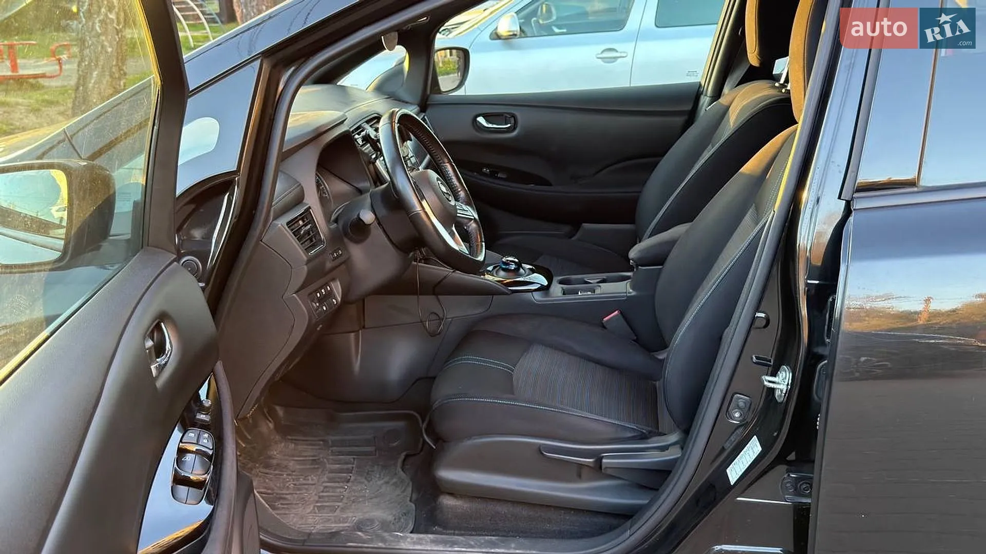 2018 Nissan Leaf - мініатюра 10