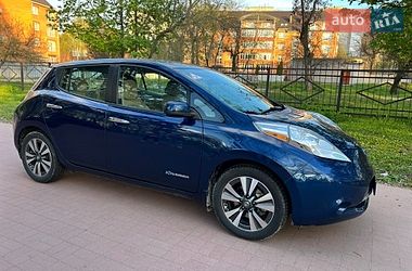 Хэтчбек Nissan Leaf 2016 в Кременчуге