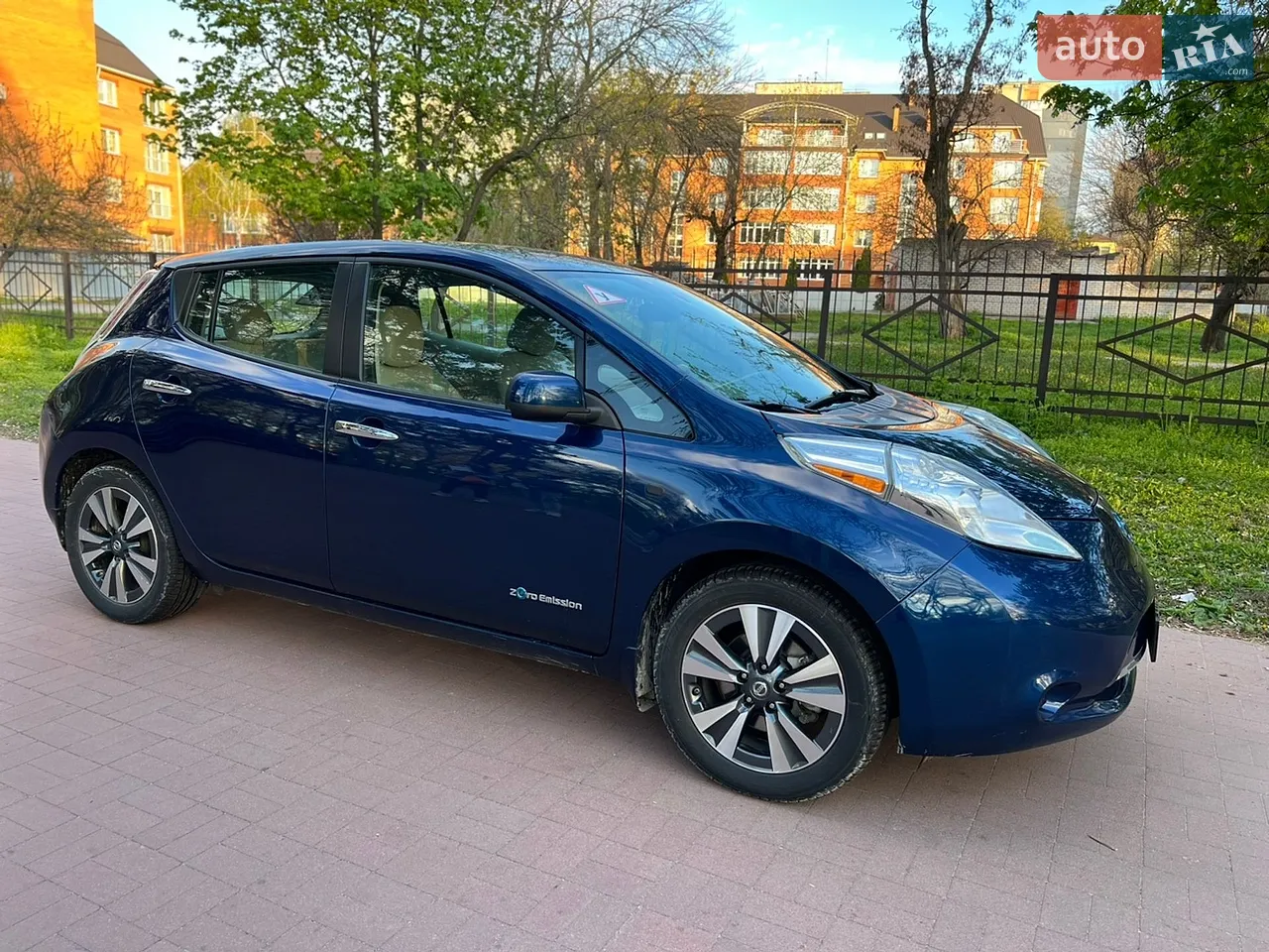 2016 Nissan Leaf - мініатюра 11