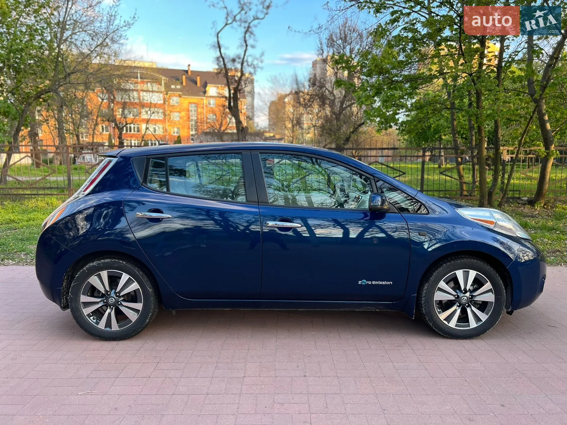 2016 Nissan Leaf - мініатюра 6