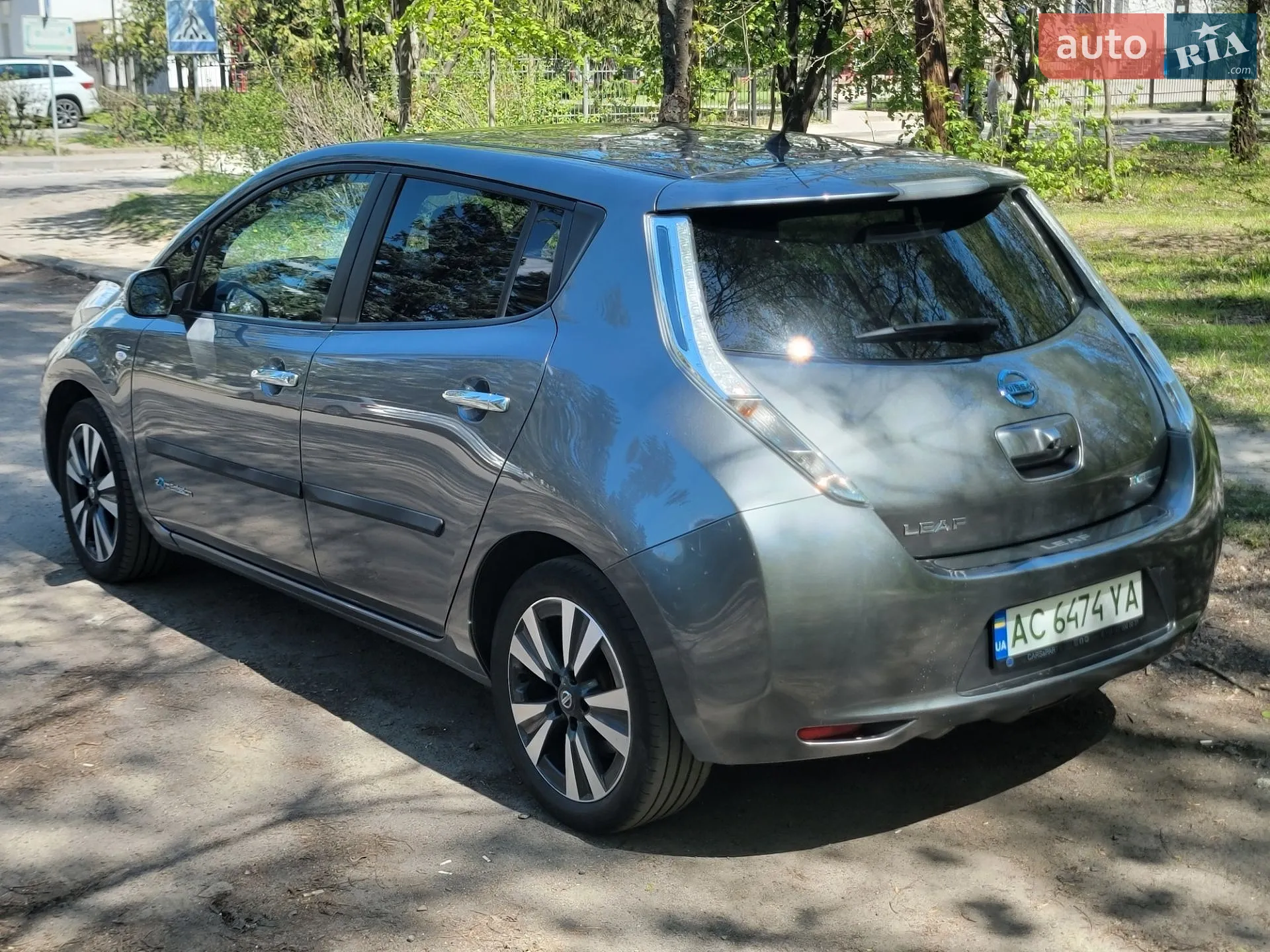 2017 Nissan Leaf - мініатюра 4