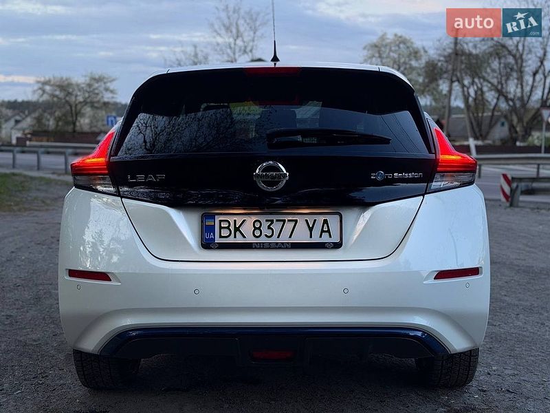 Хэтчбек Nissan Leaf 2020 в Смыге фото 12 Хэтчбек Nissan Leaf 2020 в Смыге