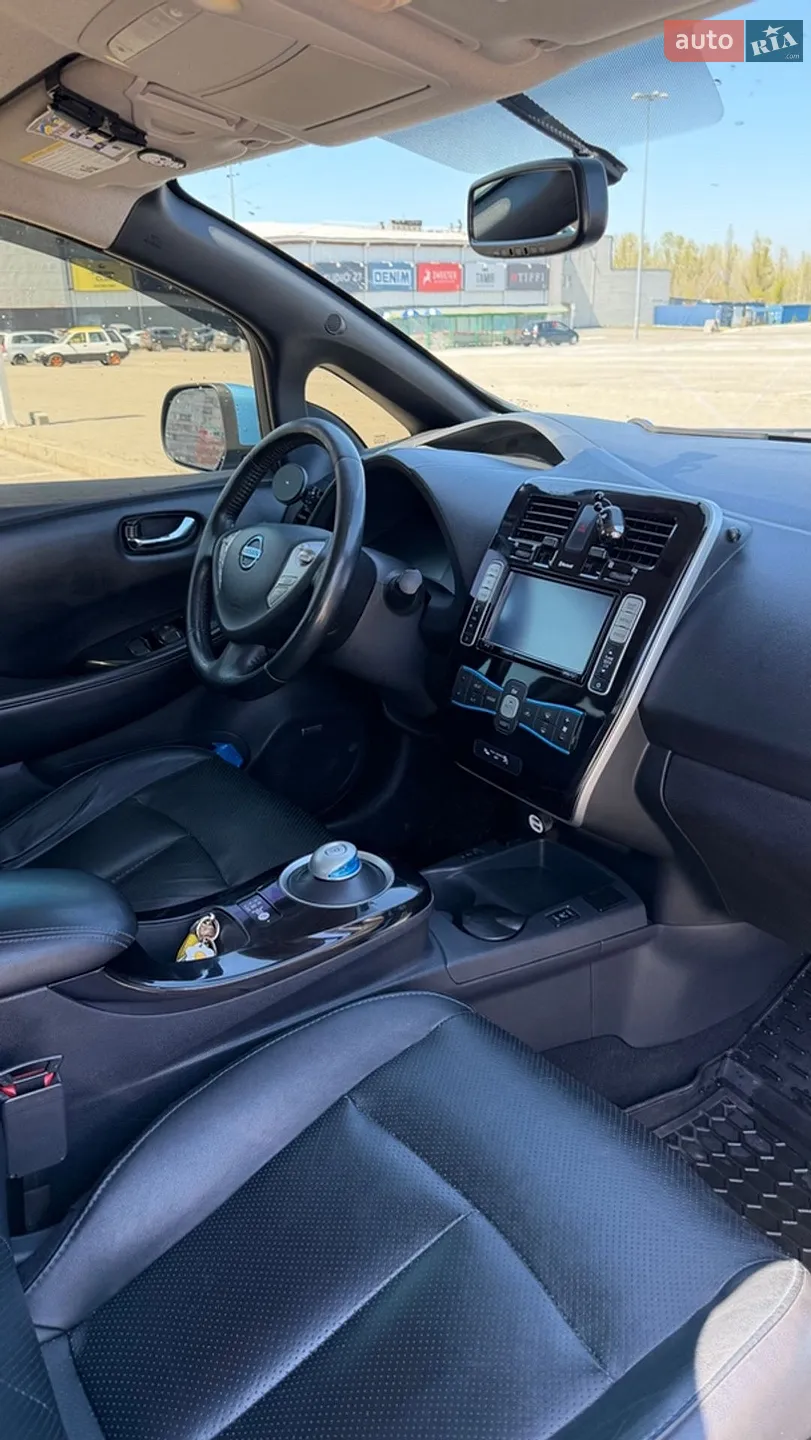 2013 Nissan Leaf - мініатюра 6