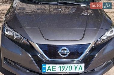 Хэтчбек Nissan Leaf 2019 в Днепре