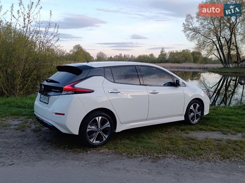 Хэтчбек Nissan Leaf 2020 в Бердичеве