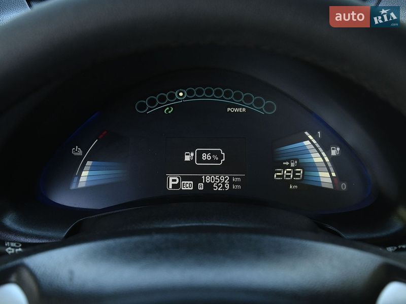 Хэтчбек Nissan Leaf 2016 в Бердичеве
