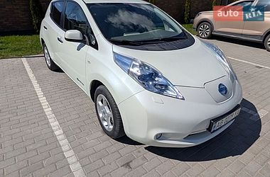 Хэтчбек Nissan Leaf 2012 в Виннице