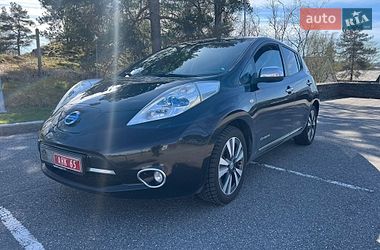 Хэтчбек Nissan Leaf 2014 в Умани
