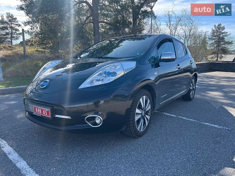 Nissan Leaf 2014