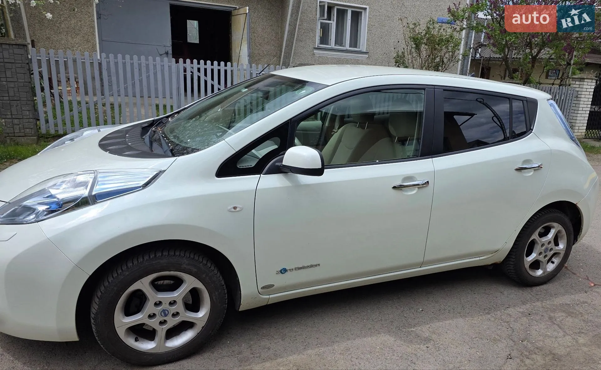 2011 Nissan Leaf - мініатюра 16