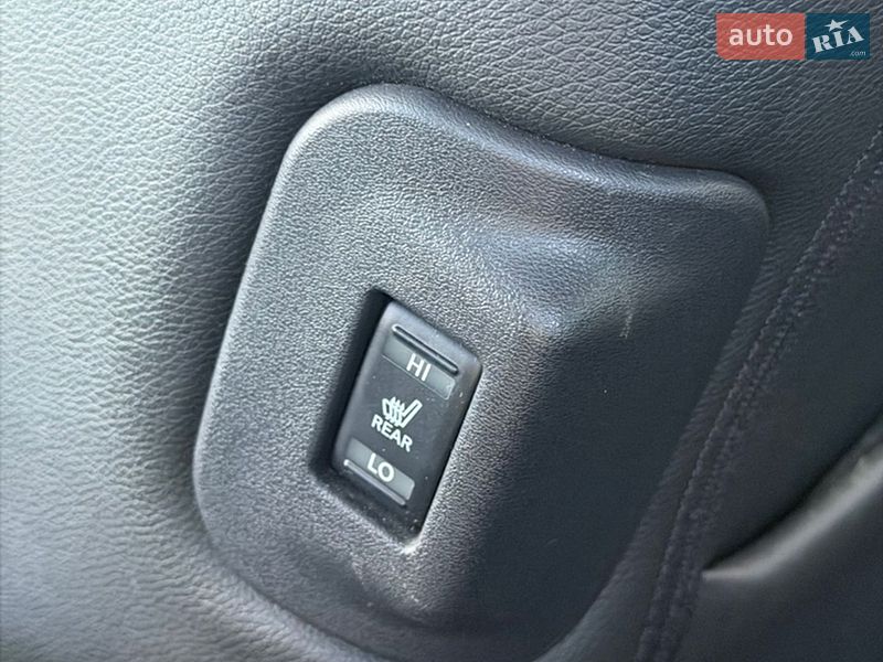 Хэтчбек Nissan Leaf 2017 в Золочеве