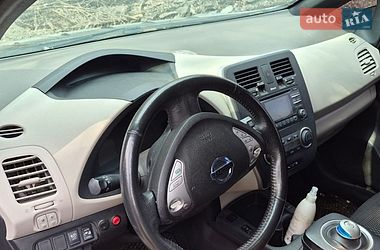 Хэтчбек Nissan Leaf 2014 в Киеве