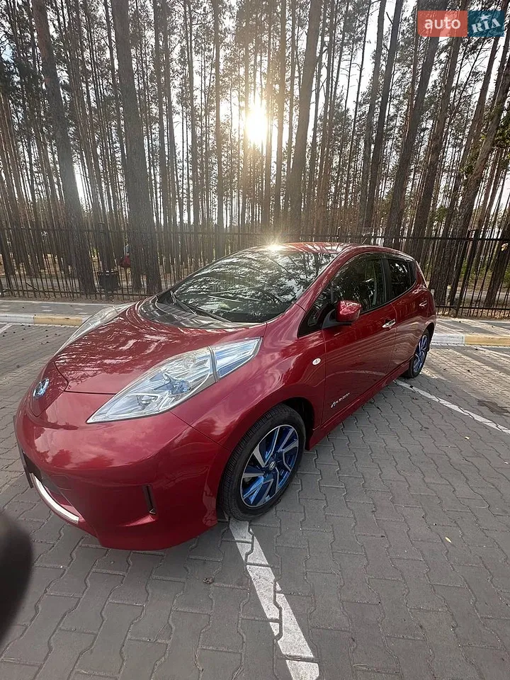 2015 Nissan Leaf - мініатюра 34
