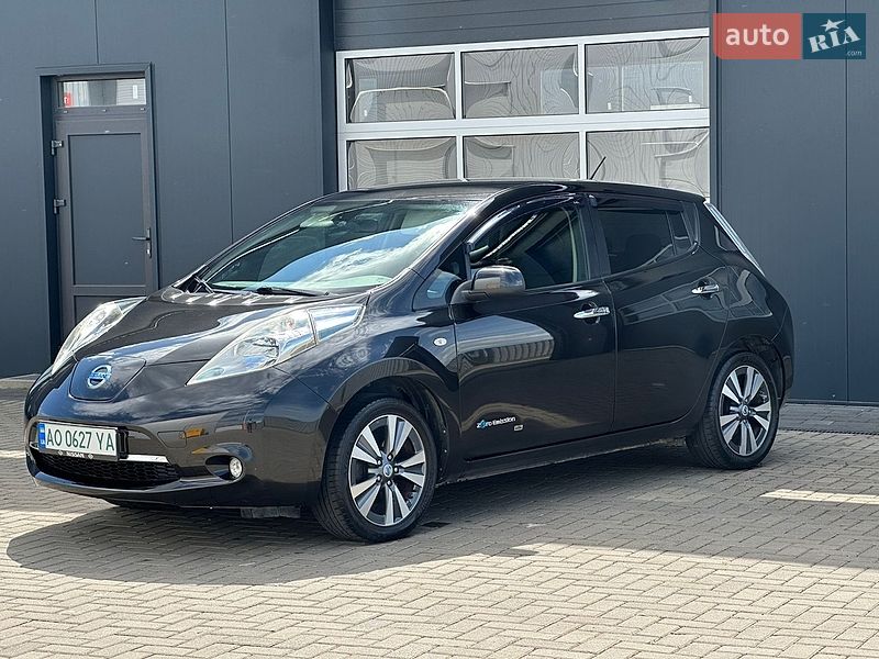 Хэтчбек Nissan Leaf 2014 в Мукачево
