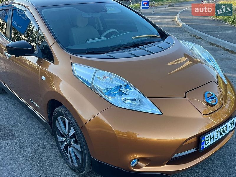 Хэтчбек Nissan Leaf 2016 в Одессе фото 18 Хэтчбек Nissan Leaf 2016 в Одессе