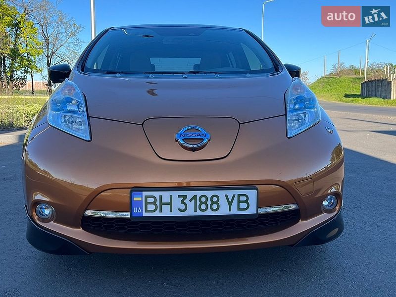 Хэтчбек Nissan Leaf 2016 в Одессе фото 27 Хэтчбек Nissan Leaf 2016 в Одессе