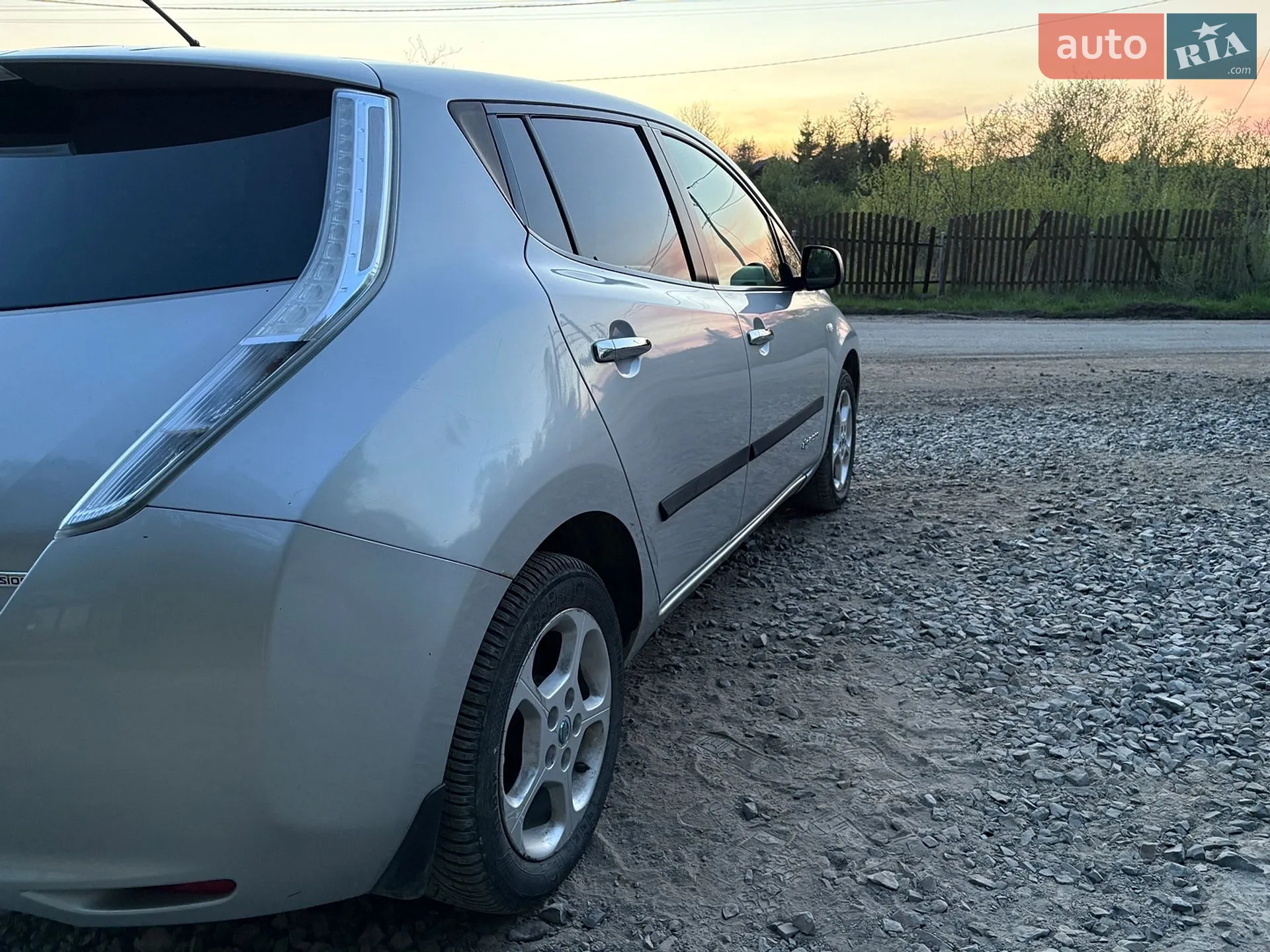2012 Nissan Leaf - мініатюра 12