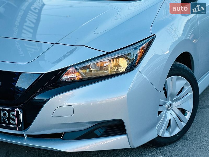 Хэтчбек Nissan Leaf 2024 в Харькове