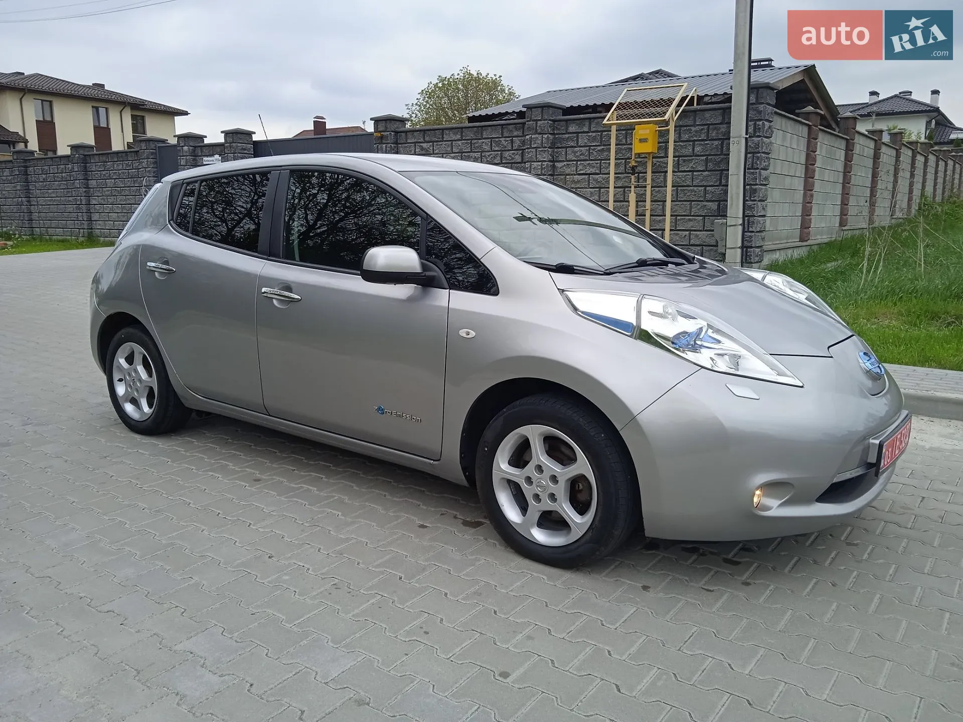 2017 Nissan Leaf - мініатюра 13