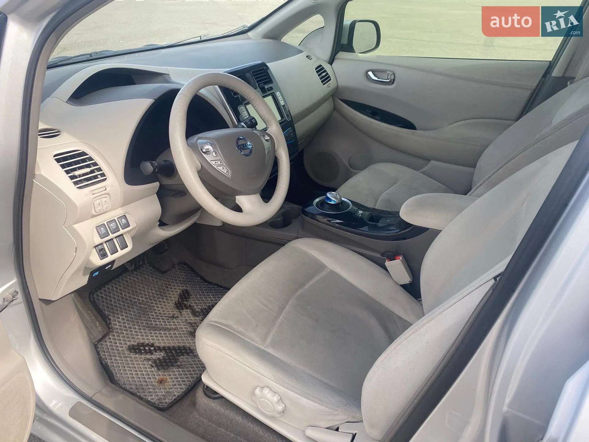 2012 Nissan Leaf - мініатюра 9