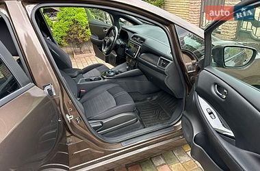 Хэтчбек Nissan Leaf 2018 в Черновцах