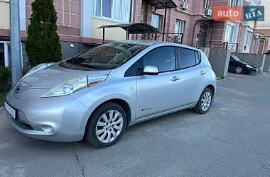 Хетчбек Nissan Leaf 2013 в Києві