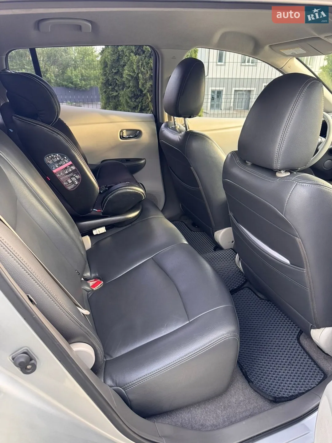 2012 Nissan Leaf - мініатюра 6