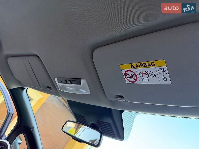 Хэтчбек Nissan Leaf 2019 в Львове