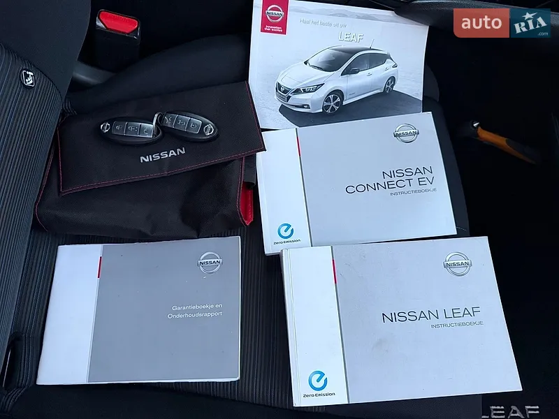 Хэтчбек Nissan Leaf 2019 в Львове документ