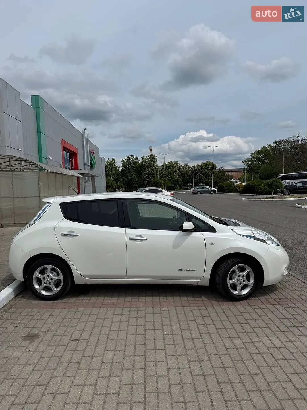2015 Nissan Leaf - мініатюра 4