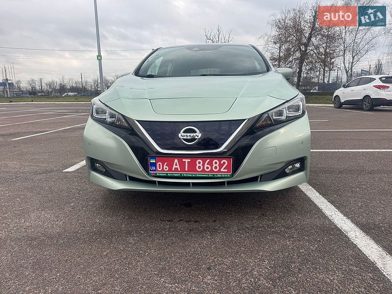 Хетчбек Nissan Leaf 2018 в Житомирі