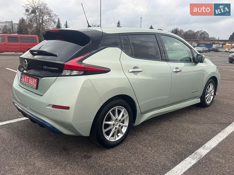 Хетчбек Nissan Leaf 2018 в Житомирі